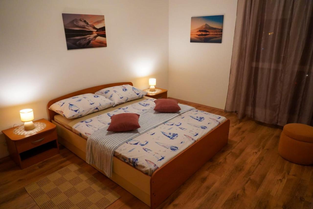Apartment Lola Спліт Екстер'єр фото